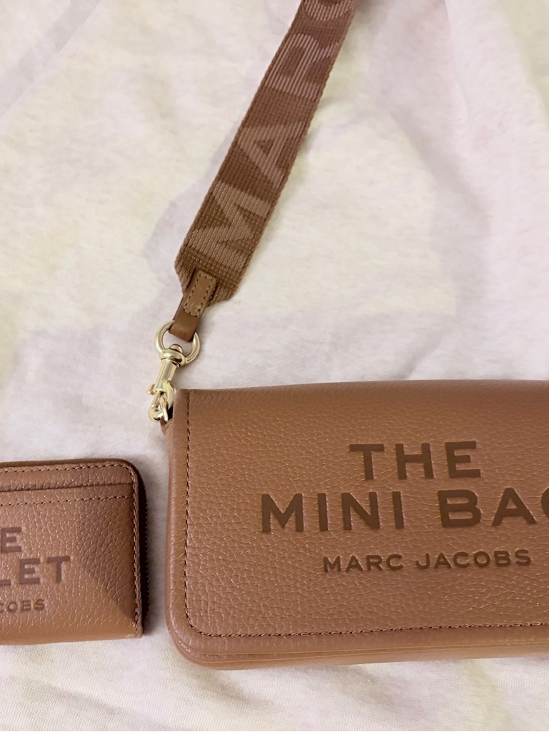 Marc Jacobs Mini Bag Crossbody Wallet In Tan Brown